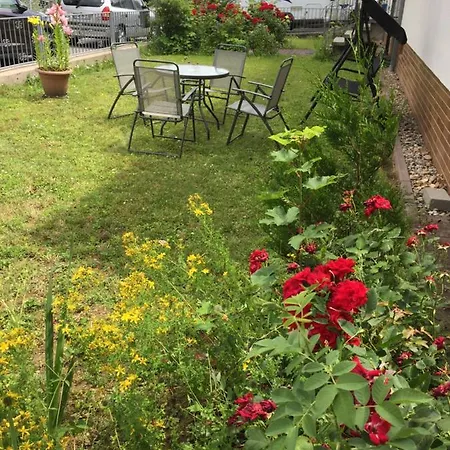 Cosy 3 Whg Incl Grosser Wohnkueche, Smart Tv, Wlan, Eutelsat & Astra Satelliten Tv, Viele Parkplaetze Vorhanden, Langzeitmiete بيت للعطل *