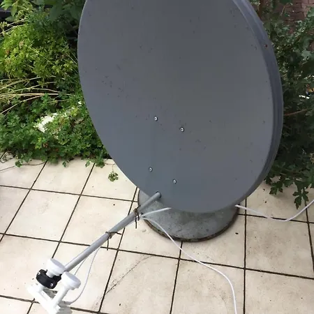 Holiday home Cosy 3 Whg Incl Grosser Wohnkuche, Smart Tv, Wlan, Eutelsat & Astra Satelliten Tv, Viele Parkplatze Vorhanden, Langzeitmiete